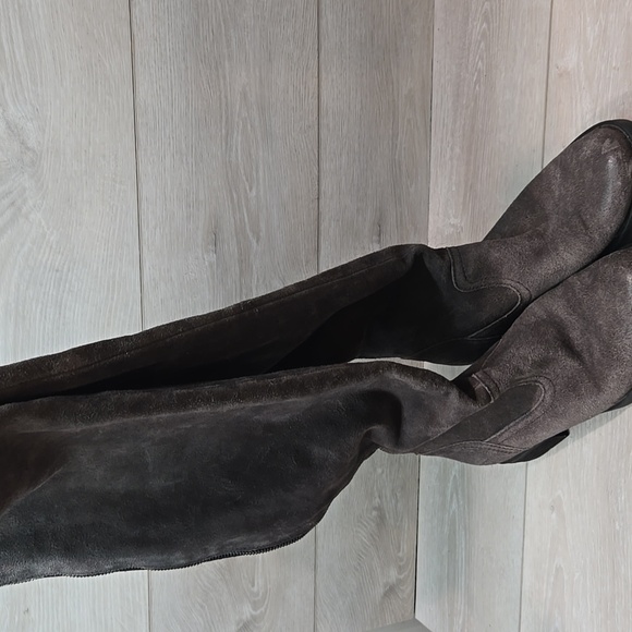 Born Women Basalto Distressed Tall Riding Boots Zip Back Leather shoes sz 9.5M - Picture 7 of 12